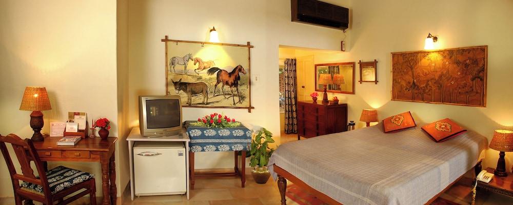 WelcomHeritage Maharani Bagh Orchard Retreat 19/47