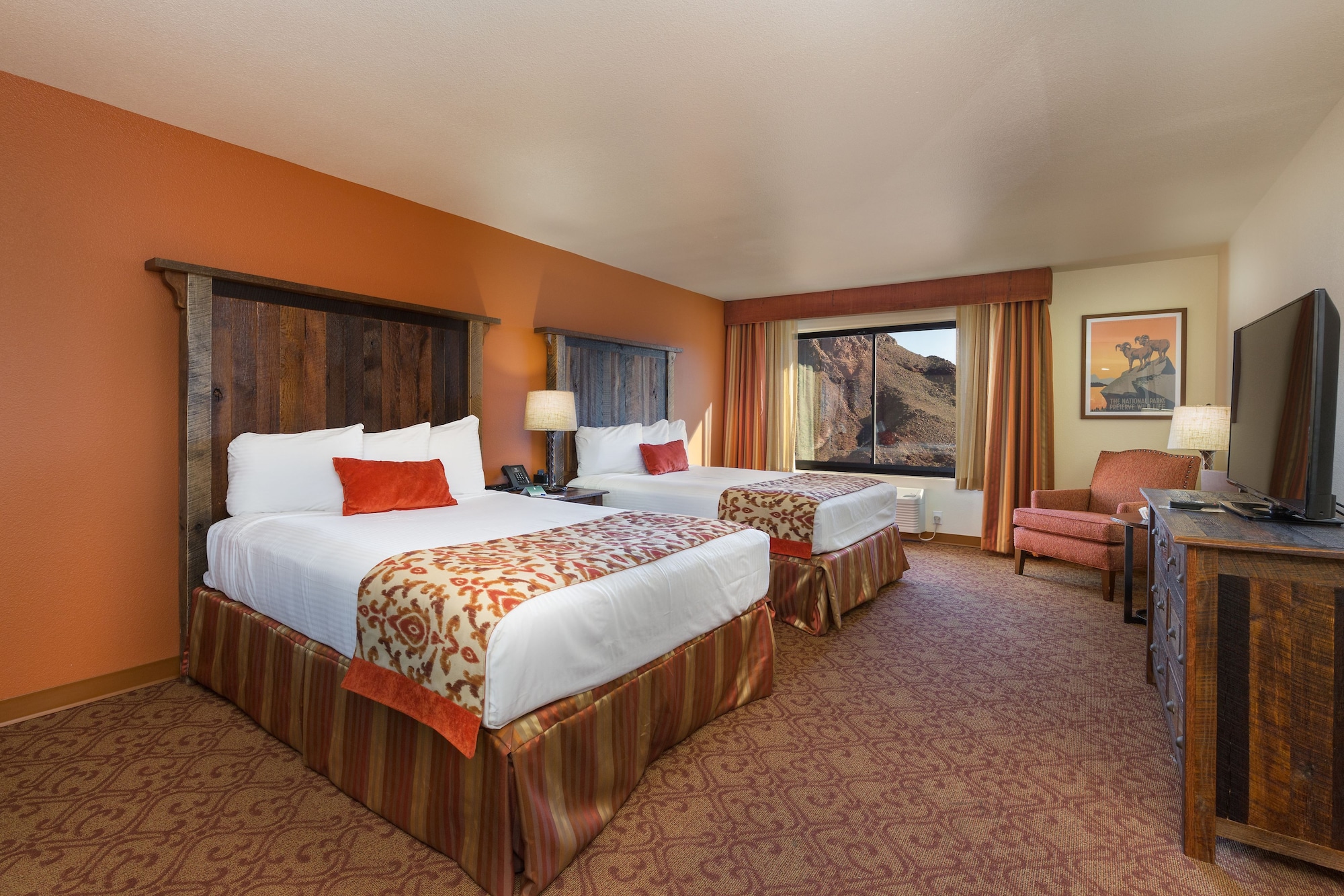 Deluxe, 2 Queen Beds