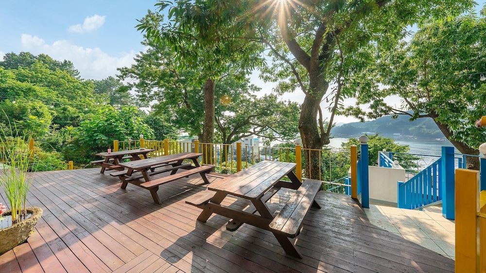 Tongyeong Blue House Pension 44/48