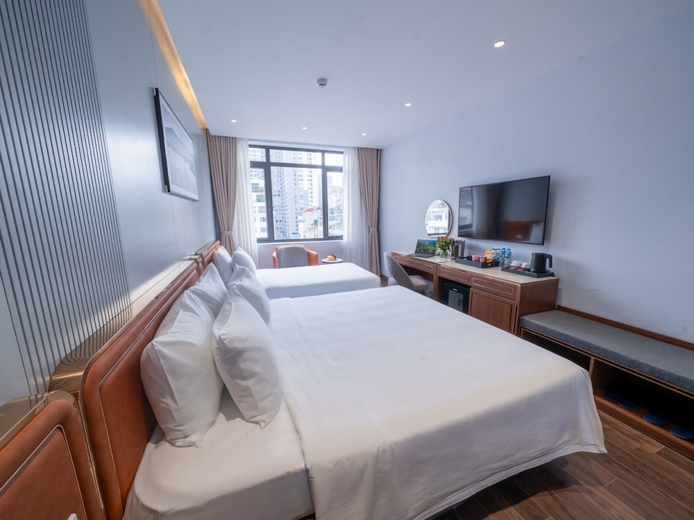 غرفة عائلية ثلاثية بسرير كينج وسرير فردي، San Seize Hanoi Hotel 3/8