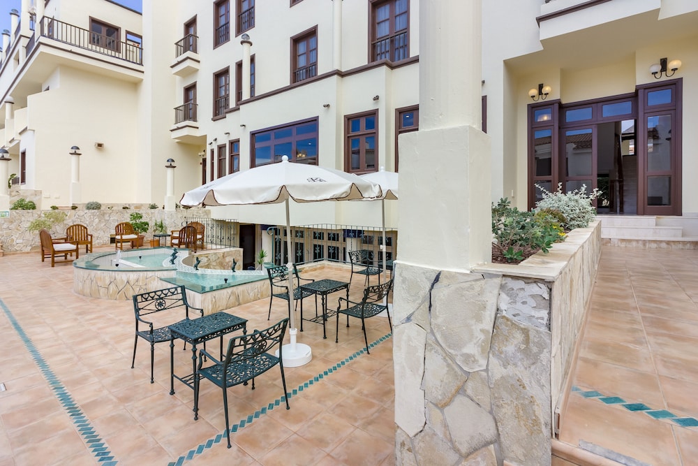 Klayman Olivina Aparthotel 40/44
