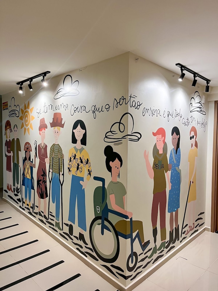 Max Hotel 3/35
