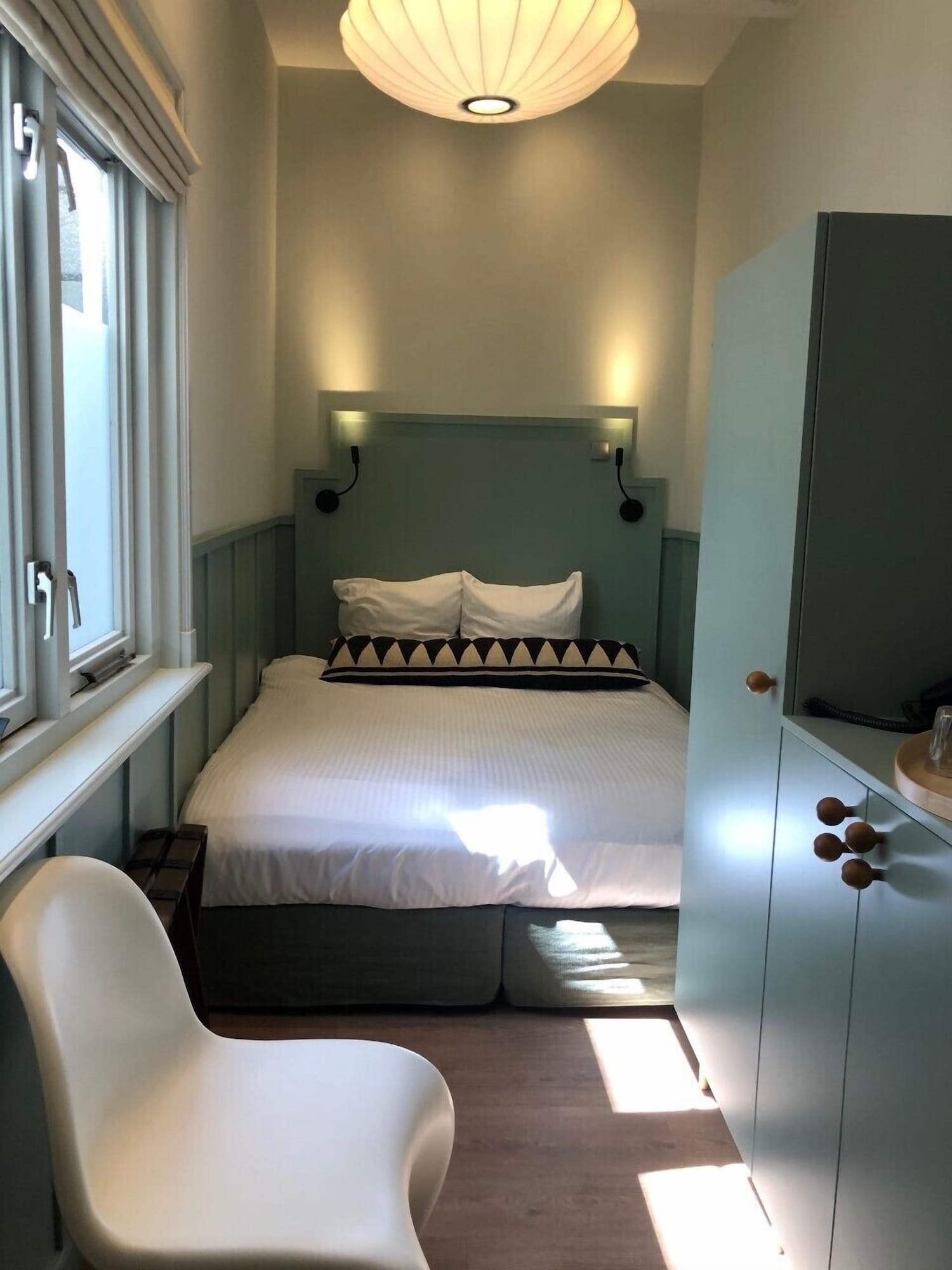 ECONOMY, DOUBLE BED