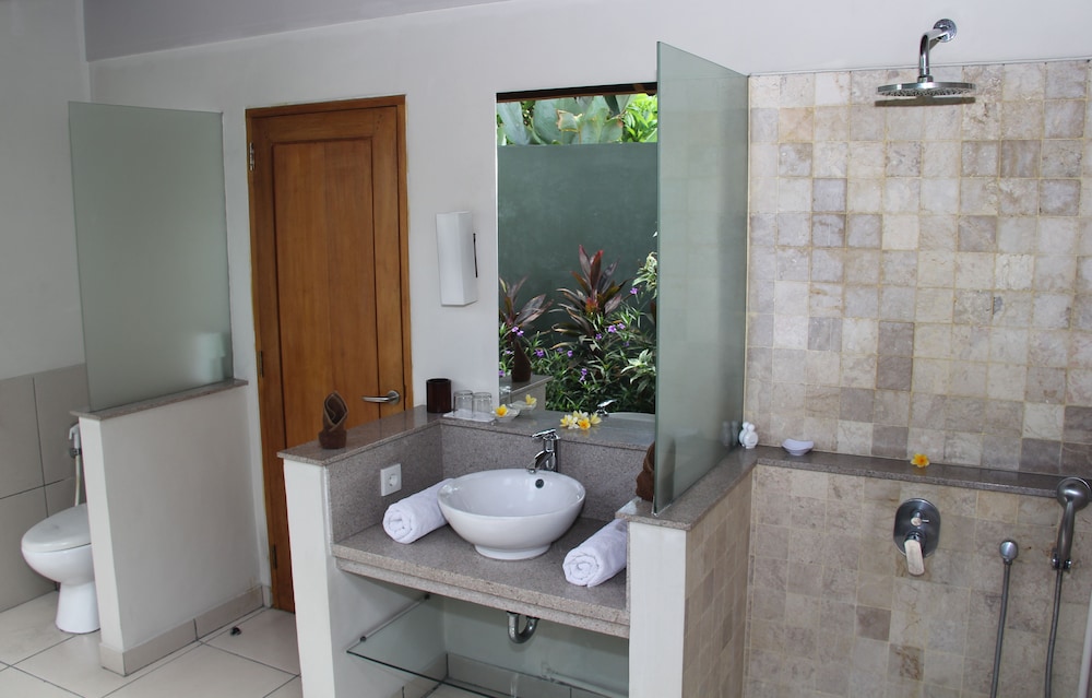 Balinea Holiday Home 50/50