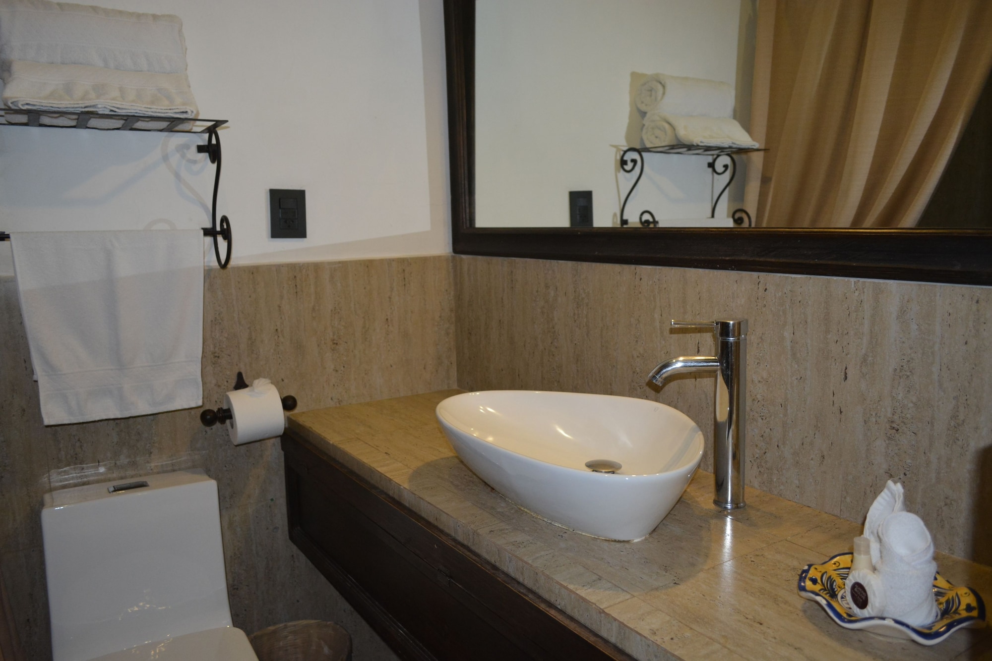 JUNIOR SUITE, FAMILY, 2 DOUBLE BEDS