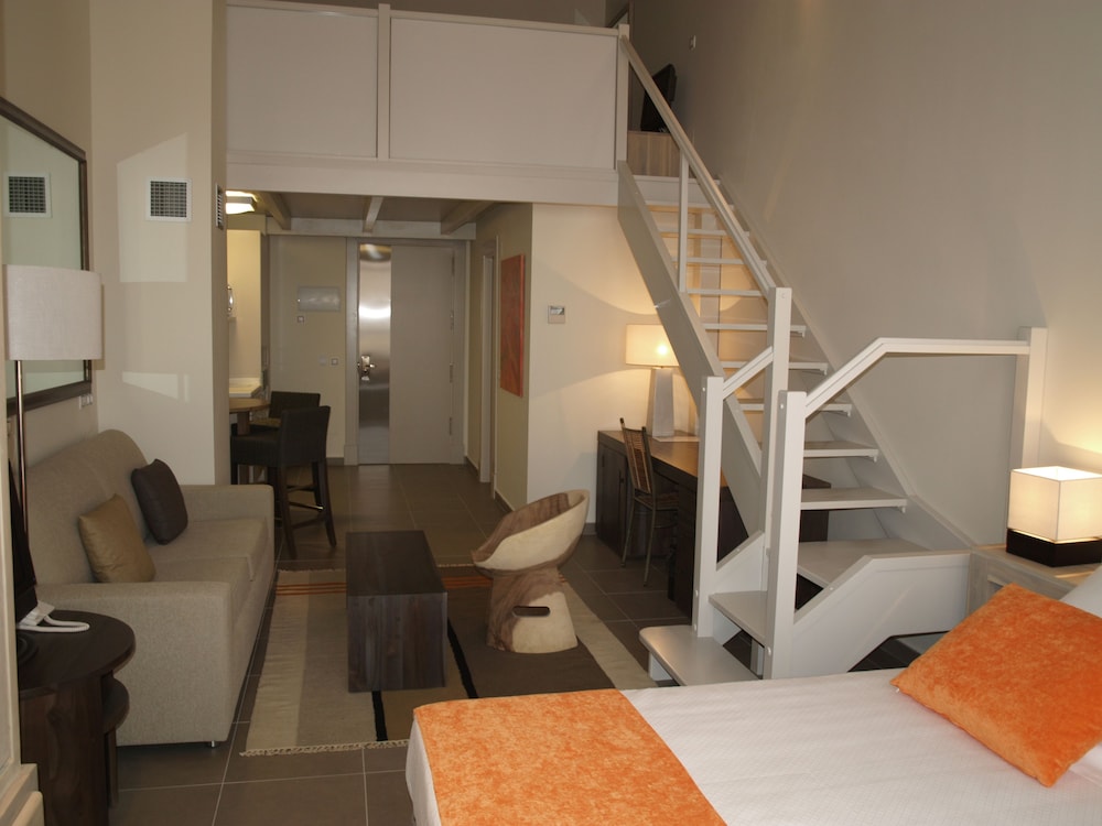 ECO ALCALA SUITES 10/43