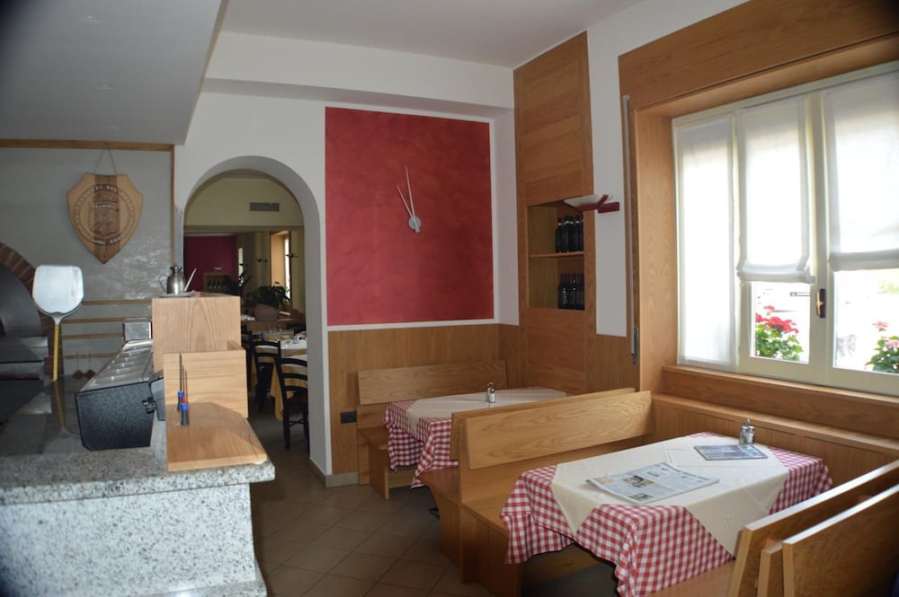 Sempione Hotel Ristorante 35/53