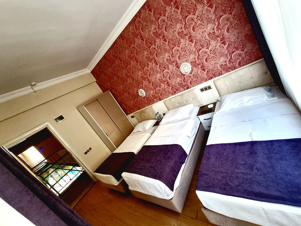 Europa Hotel 11/61