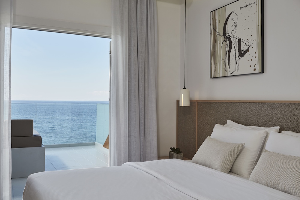 Kosmoplaz Beach Hotel 17/77