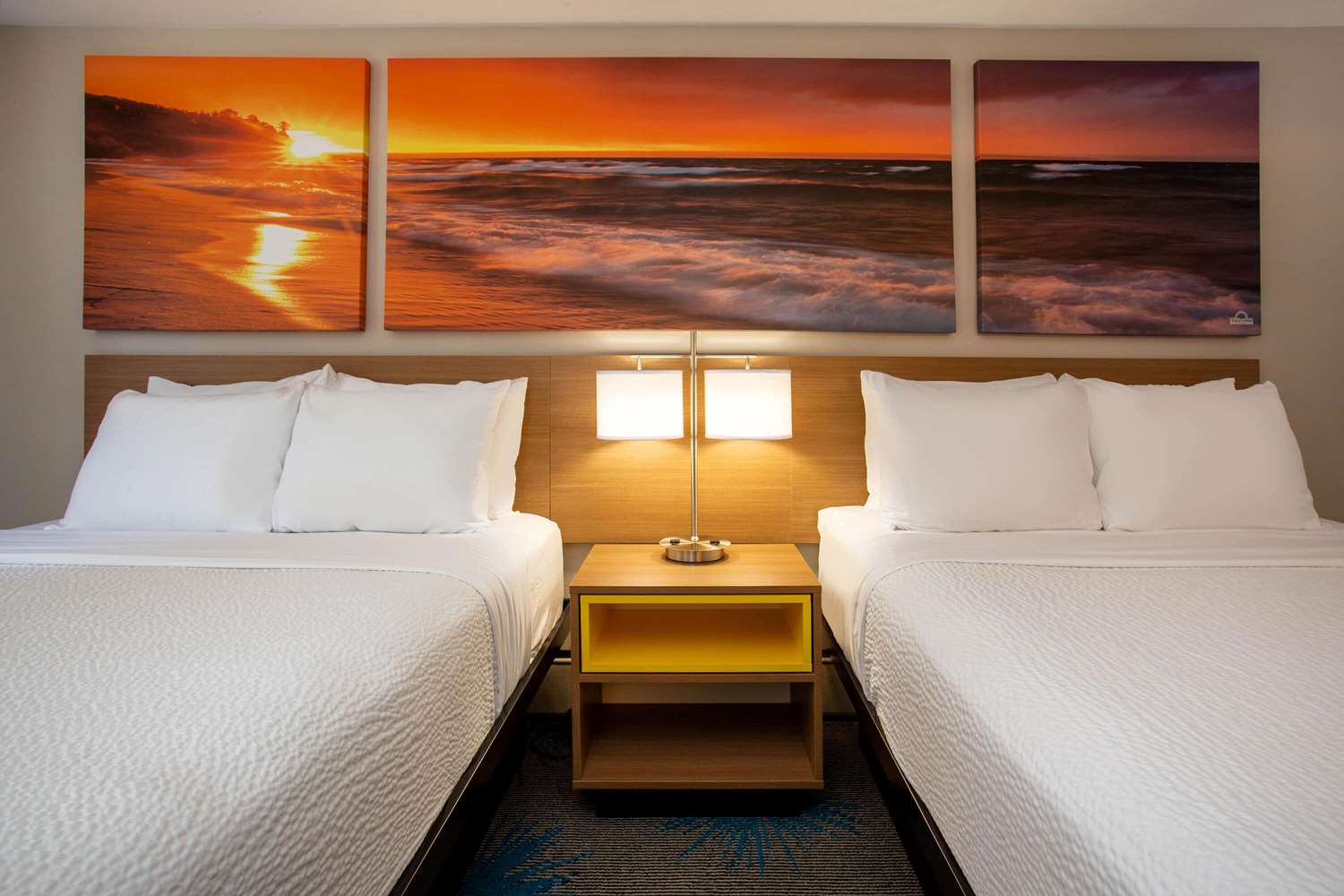 Days Inn by Wyndham Marquette 13/62