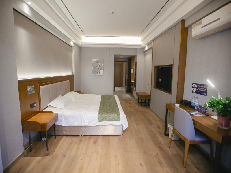 GreenTree Inn Jiuquan Century Plaza Hotel 42/68