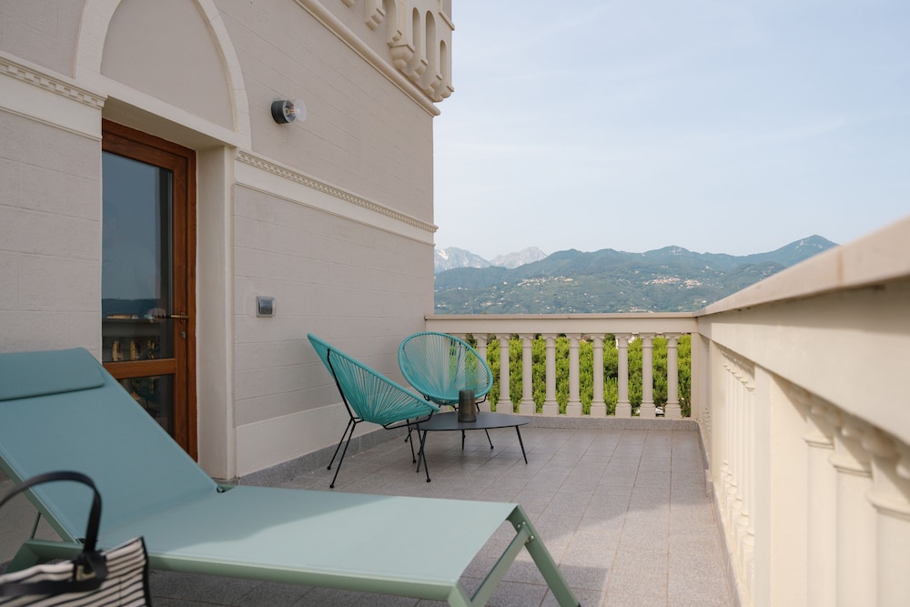La Versiliana Hotel 40/50