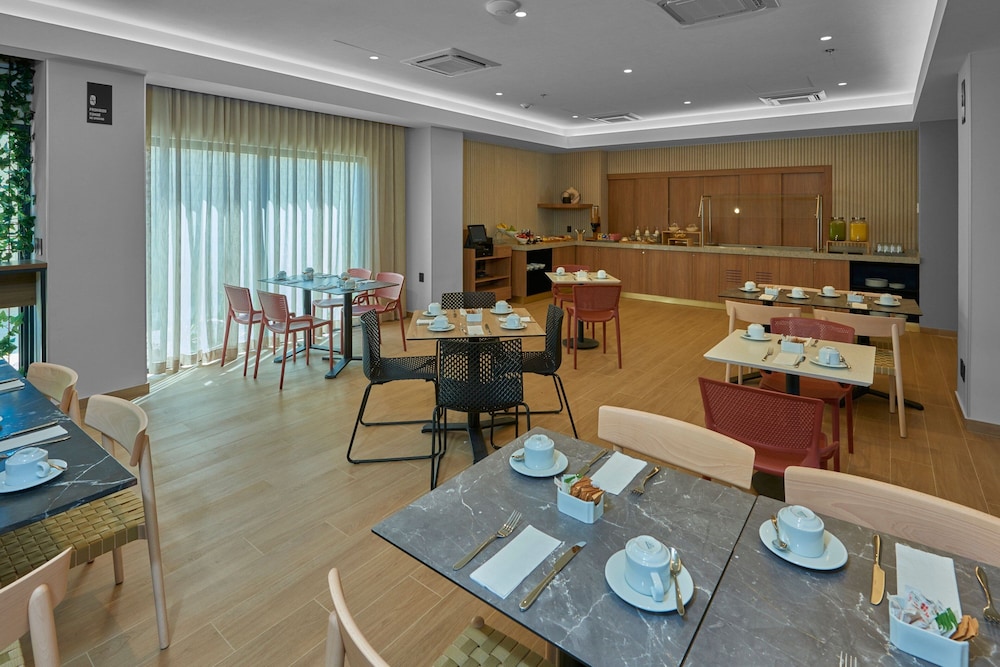 City Express Plus by Marriott Mazatlan 48/64