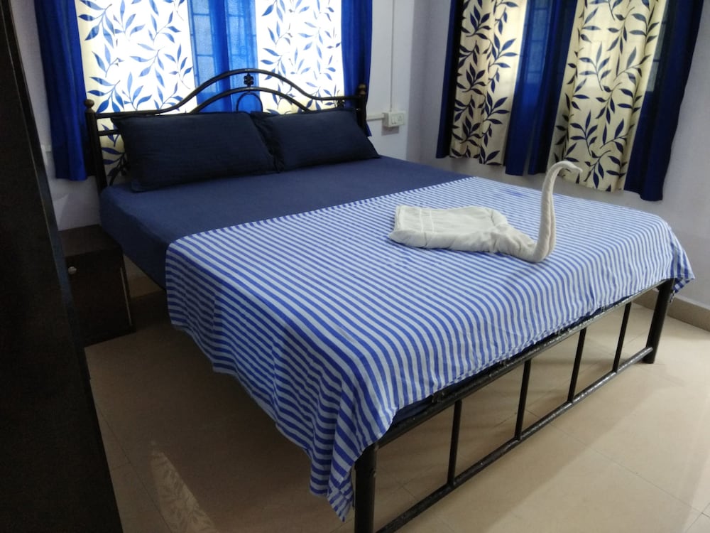 Swati Hotel 13/72