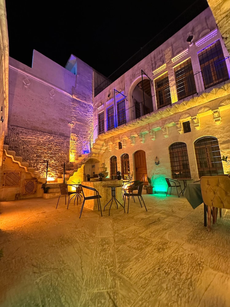 Tessera Hotel 44/49