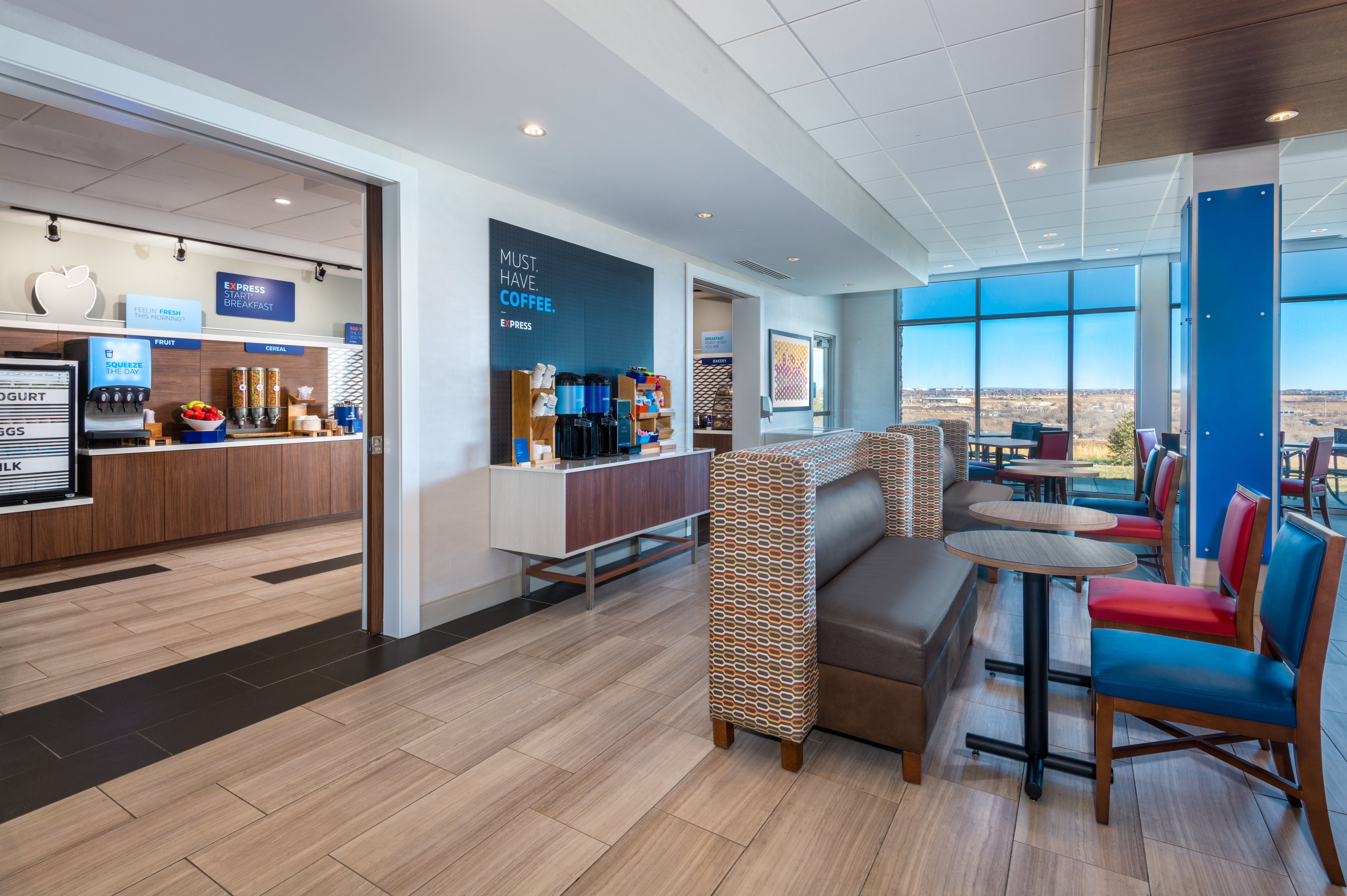 Holiday Inn Express Suites Colorado Springs South I 25 46/55