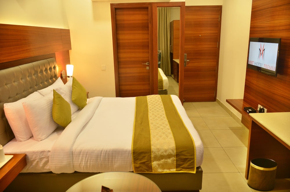 Mint Hotel Premia 17/36