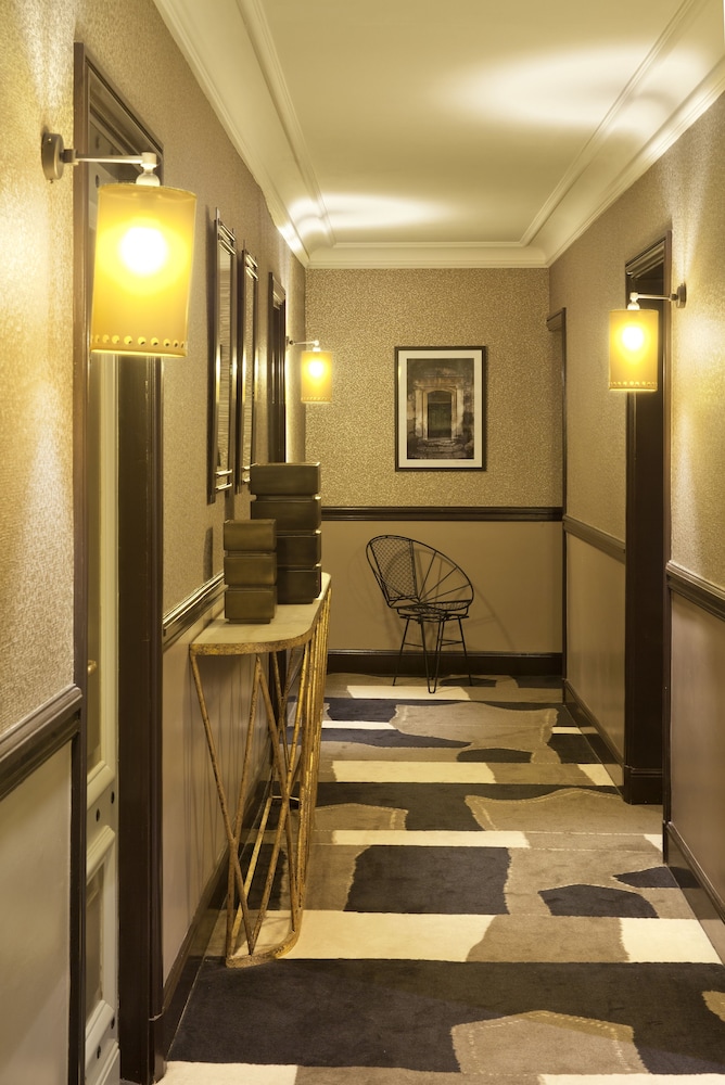 Hotel Therese 45/69