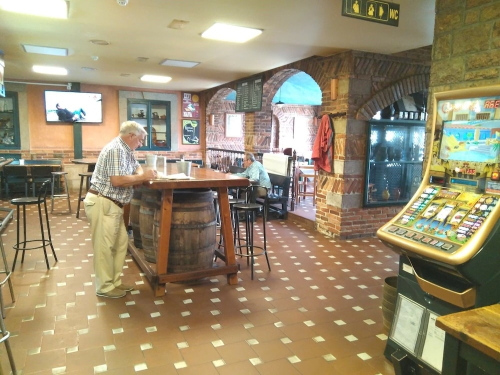 VILLA DE NAVA 7/34