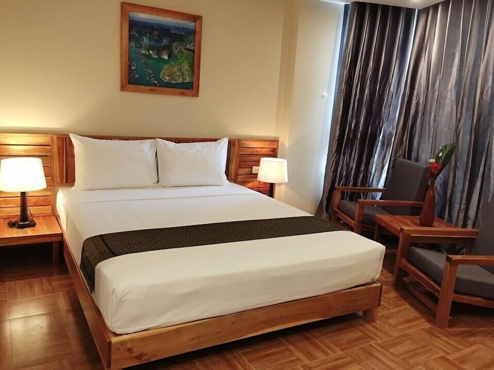 Golden Daisy Hotel 31/68
