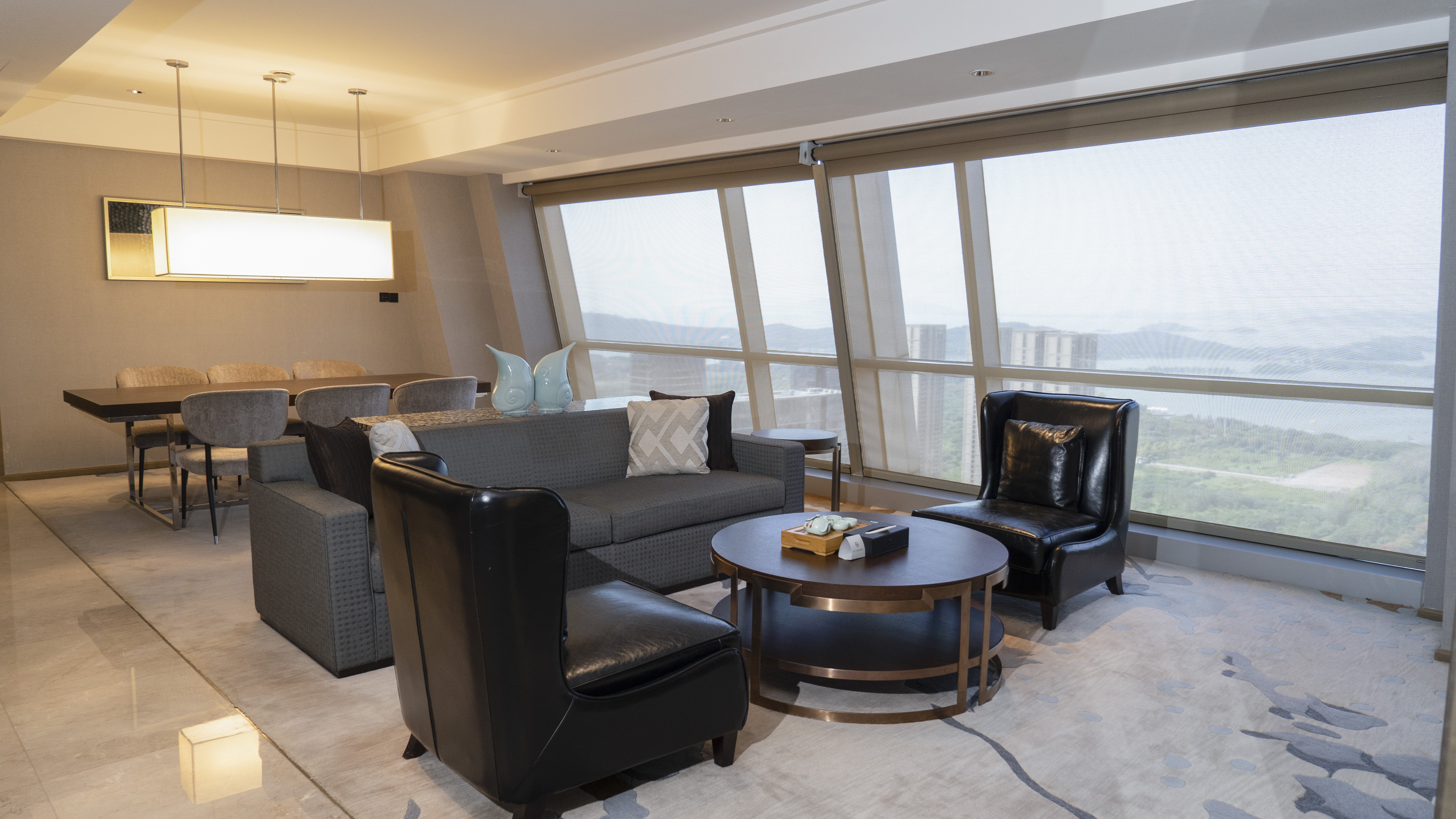 CROWNE PLAZA WUXI TAIHU 48/76