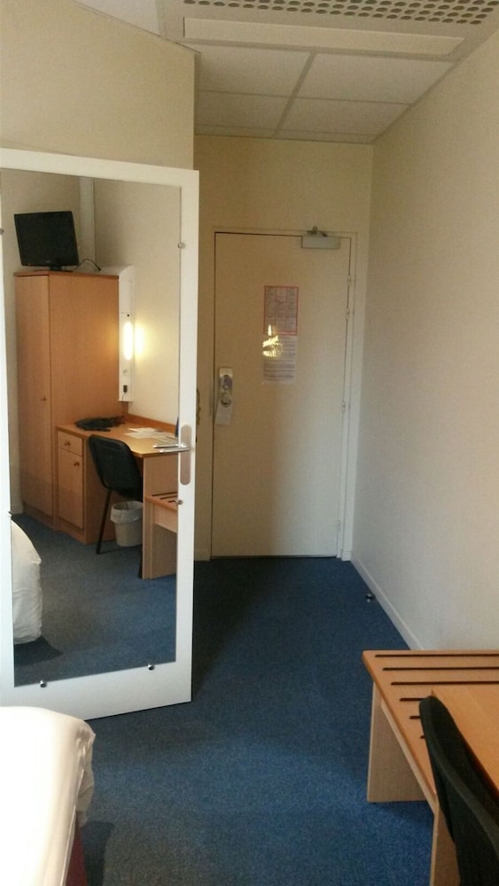Citotel Le Saint Aubin 33/33