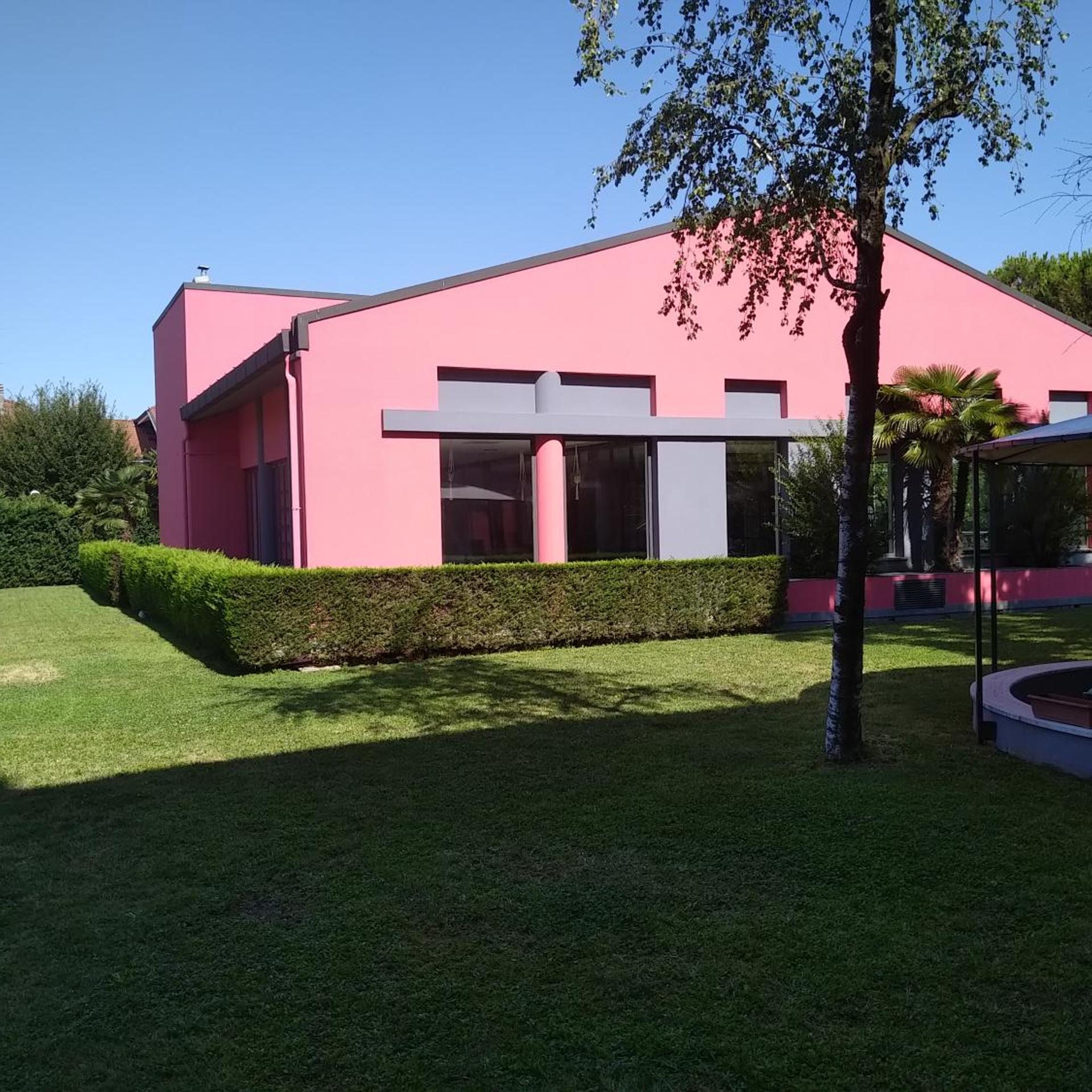 Hotel Embassy 46/51