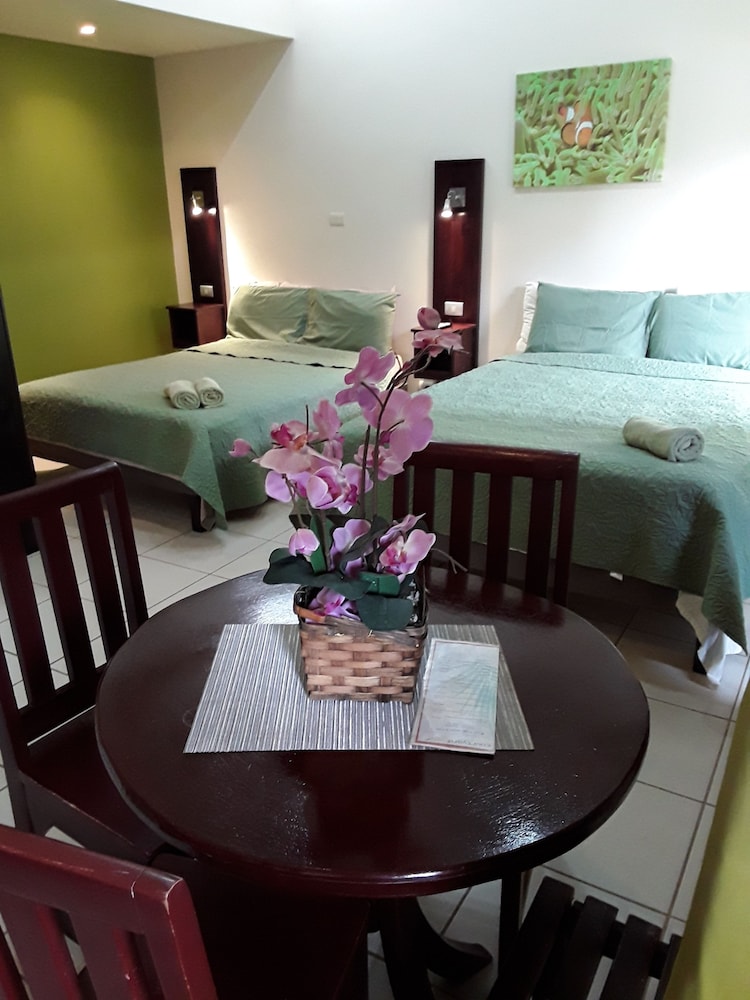 Las Brisas Resort and Villas 36/50