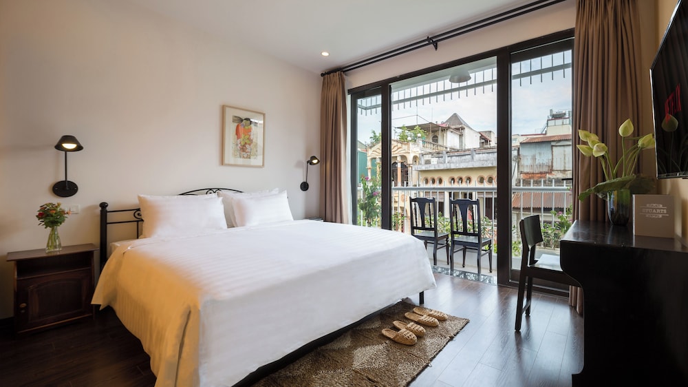 Centraltique Downtown Living 15/47