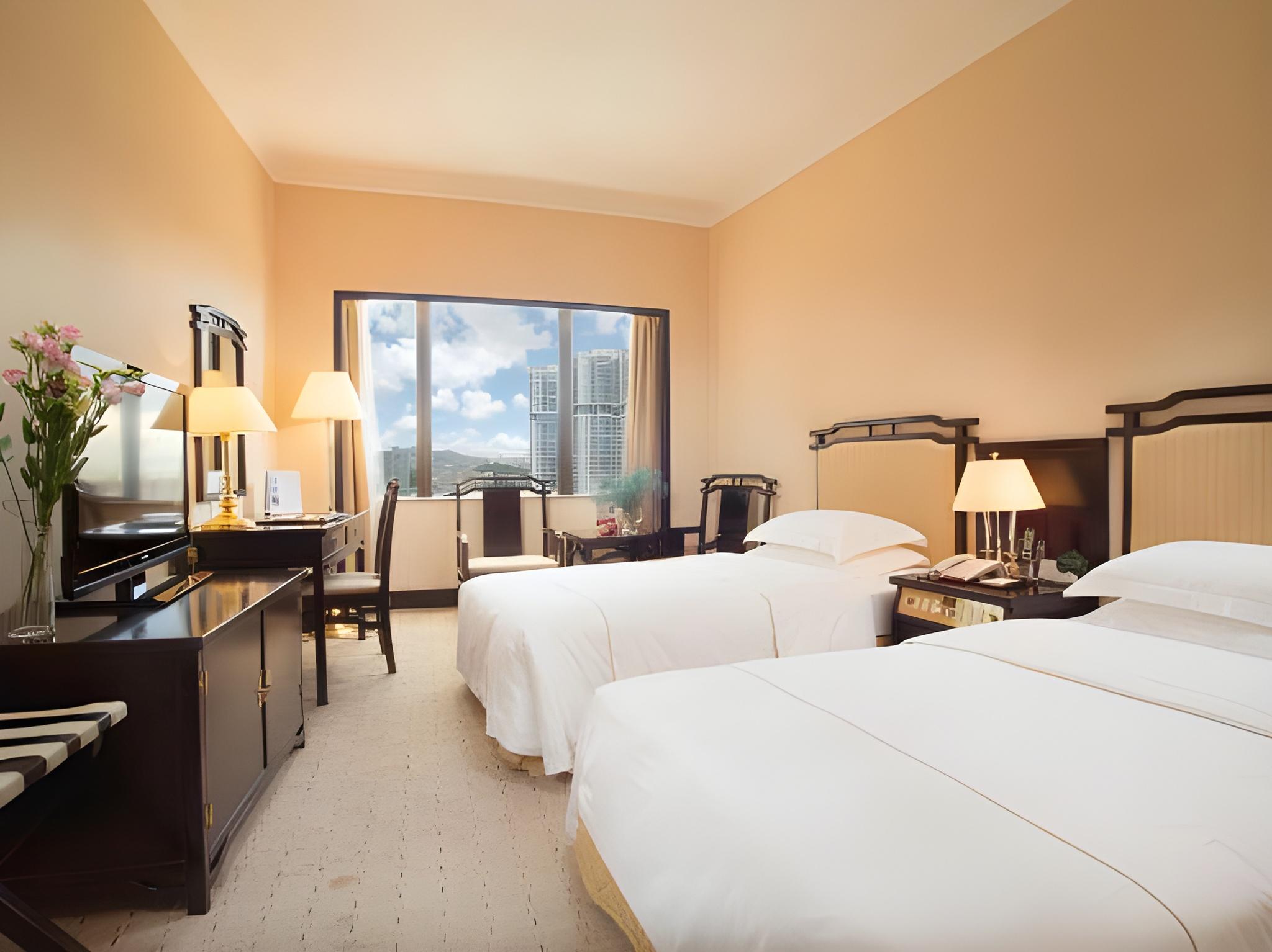 Elegant, 2 Beds
