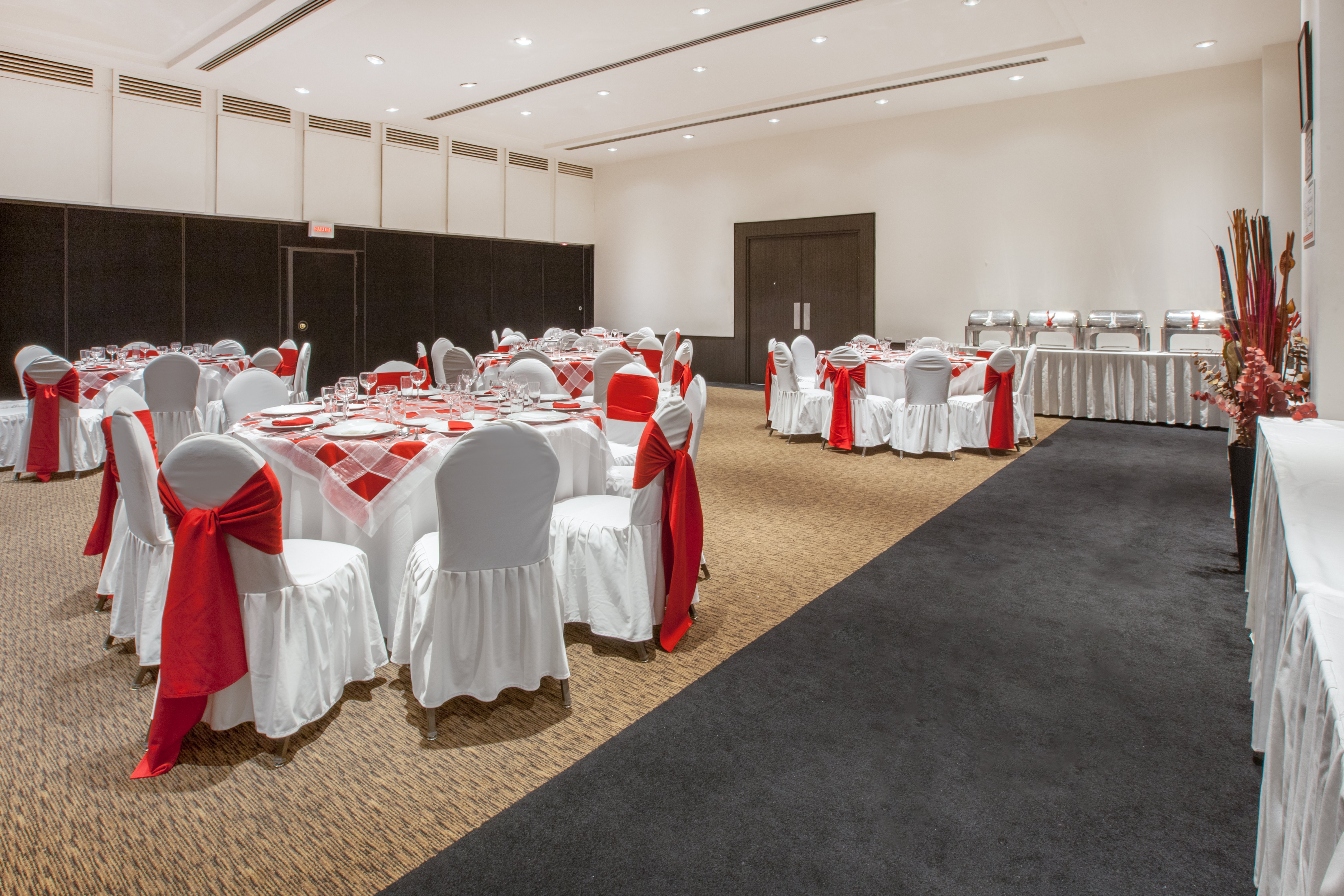 Crowne Plaza Toluca-Lancaster 66/78