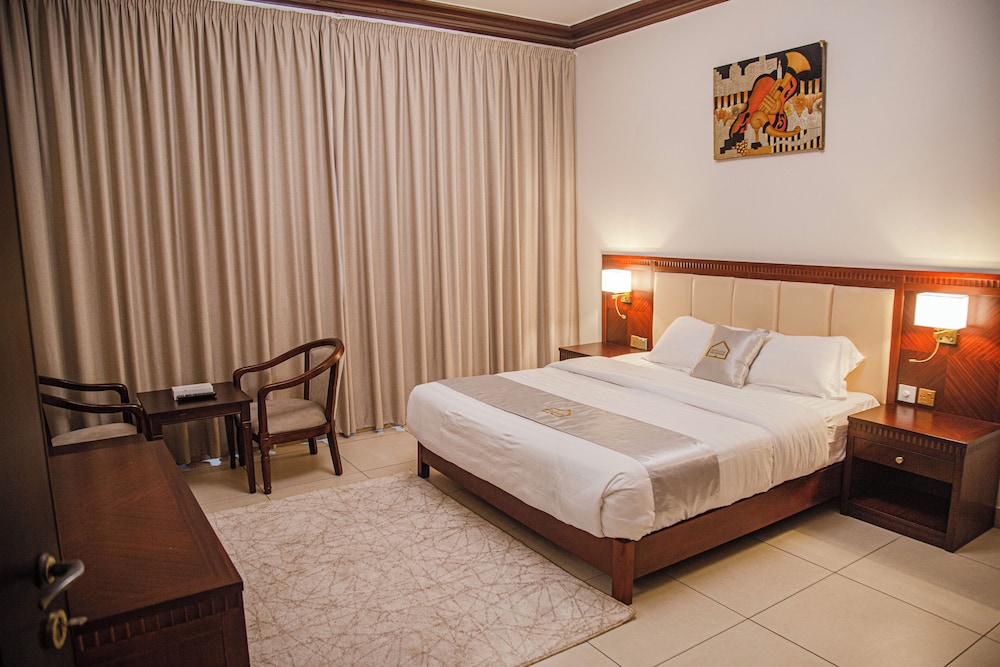 أجنحة أورانس 2(Orans Suites 2) 8/31