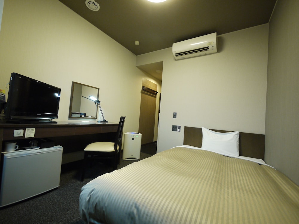 Hotel Route-Inn Court Kofu Isawa 6/35
