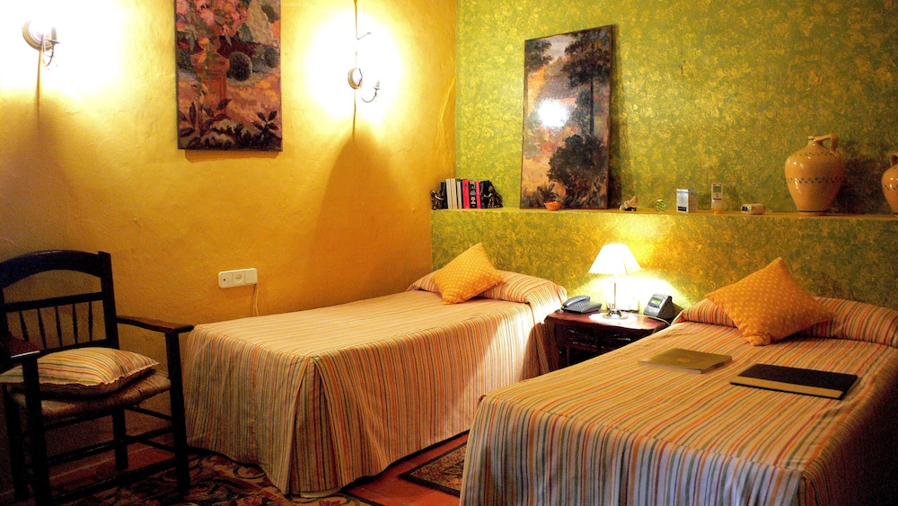 Hacienda El Santiscal - Adults Only 42/44