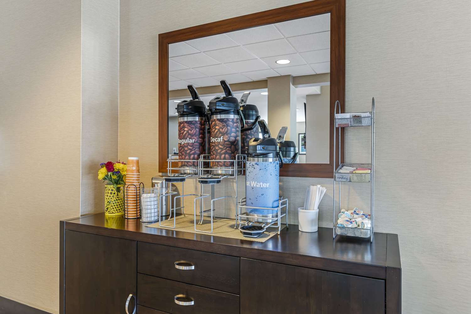 Comfort Suites Lake Geneva East 14/46