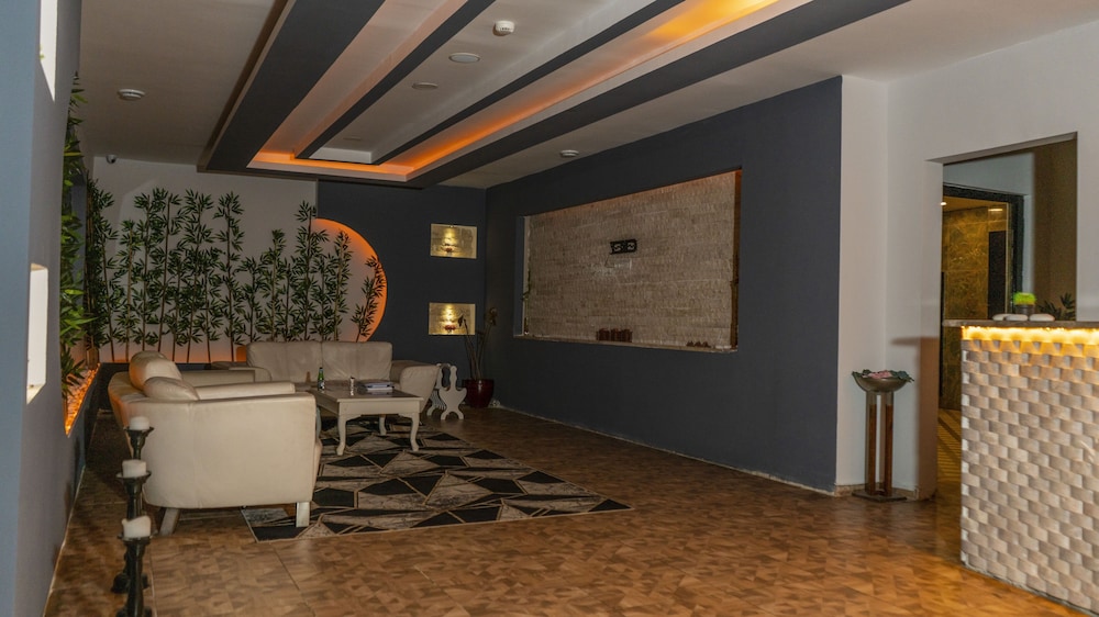 MOX Hotel 28/50
