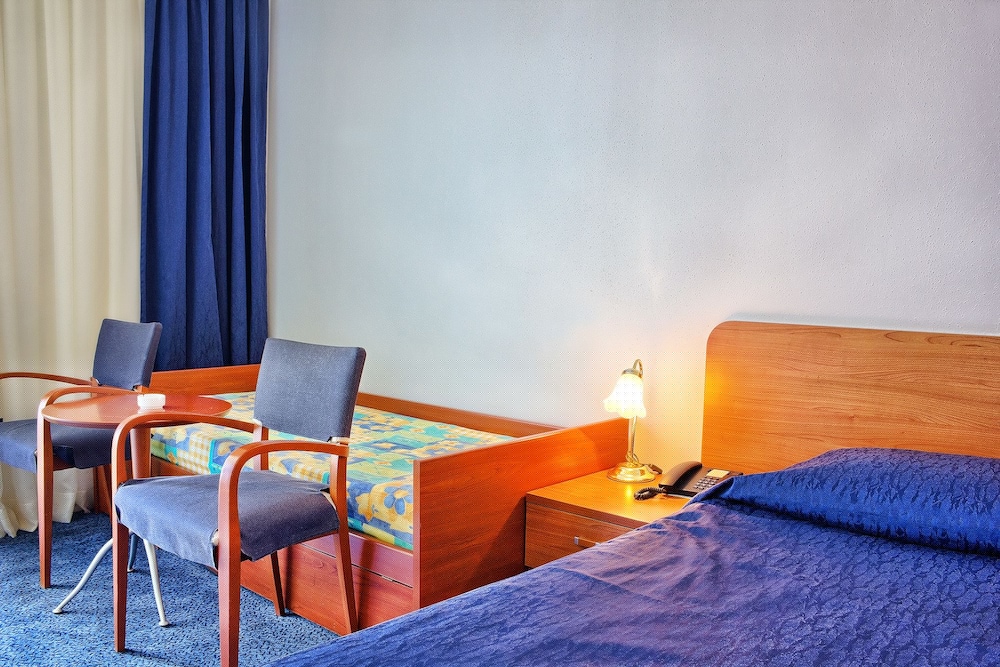 Hotel Medena Block A 37/50