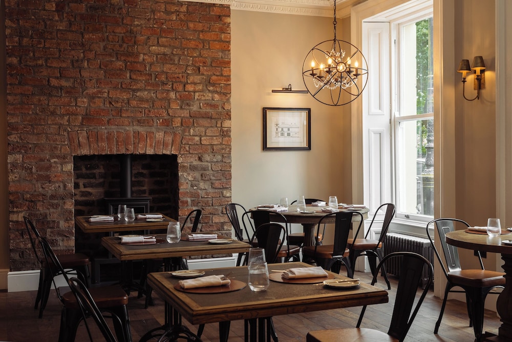 The Regency 42/49