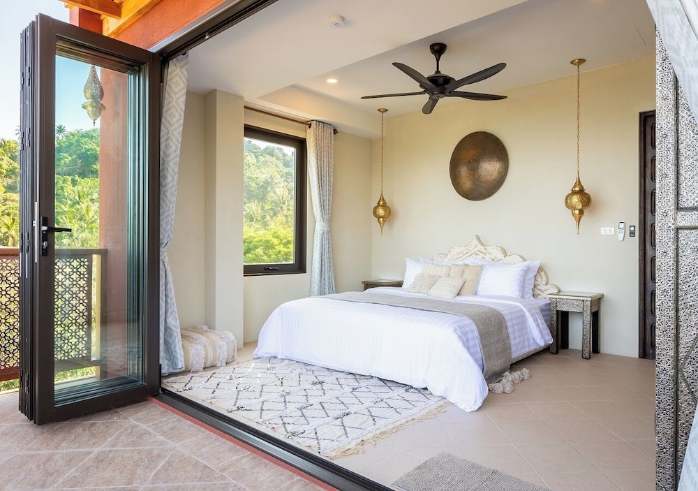 4 BEDROOMS, EXCLUSIVE, VILLA