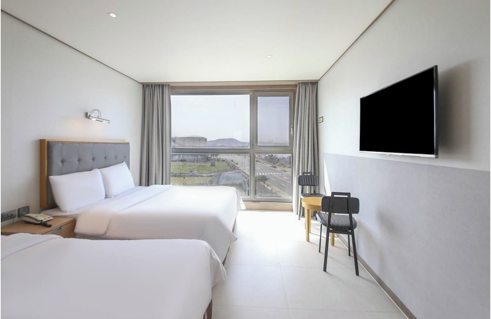 Sunrise Hotel Sungsan 36/62