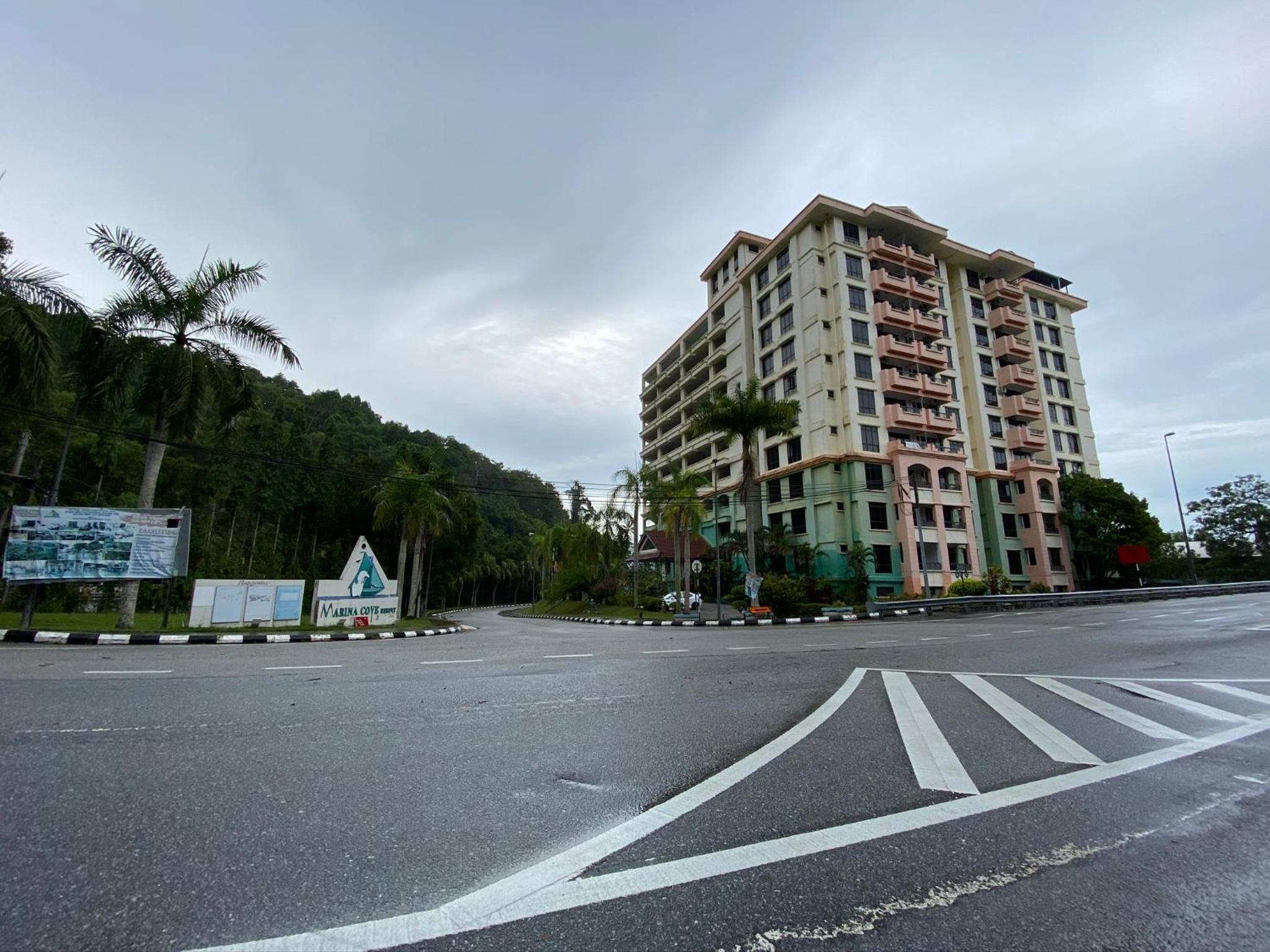 Marina Cove Resort 37/48