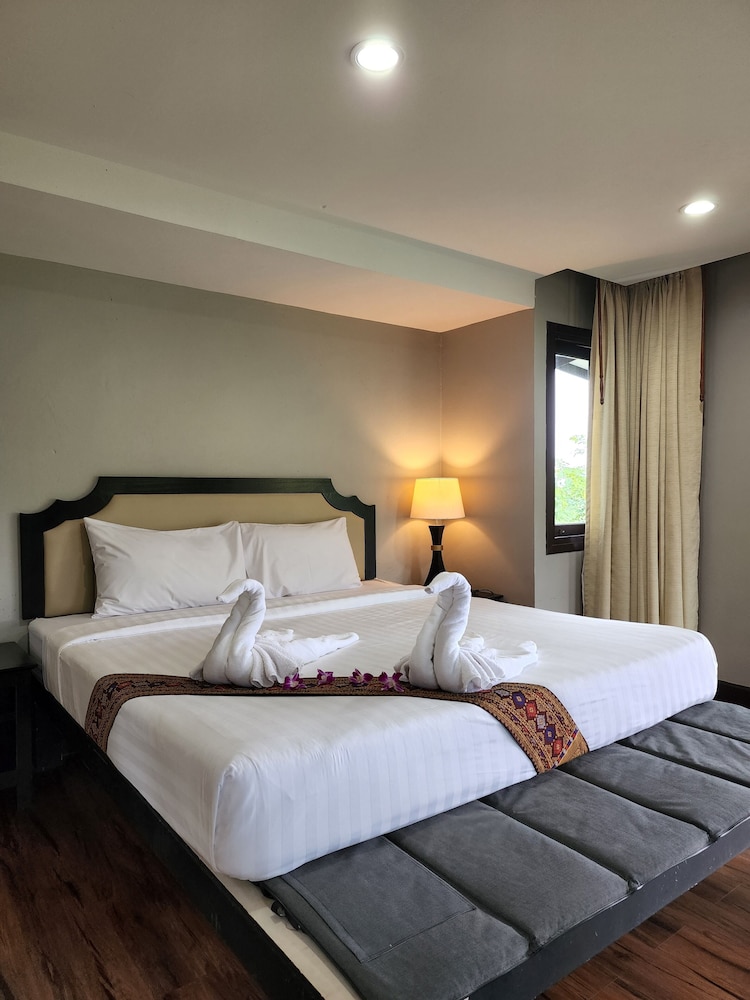 STANDARD, DOUBLE BED