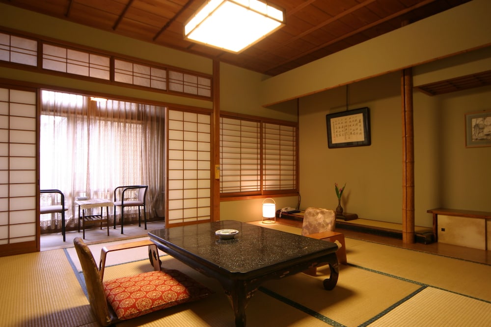 Iwayu Ryokan 35/50