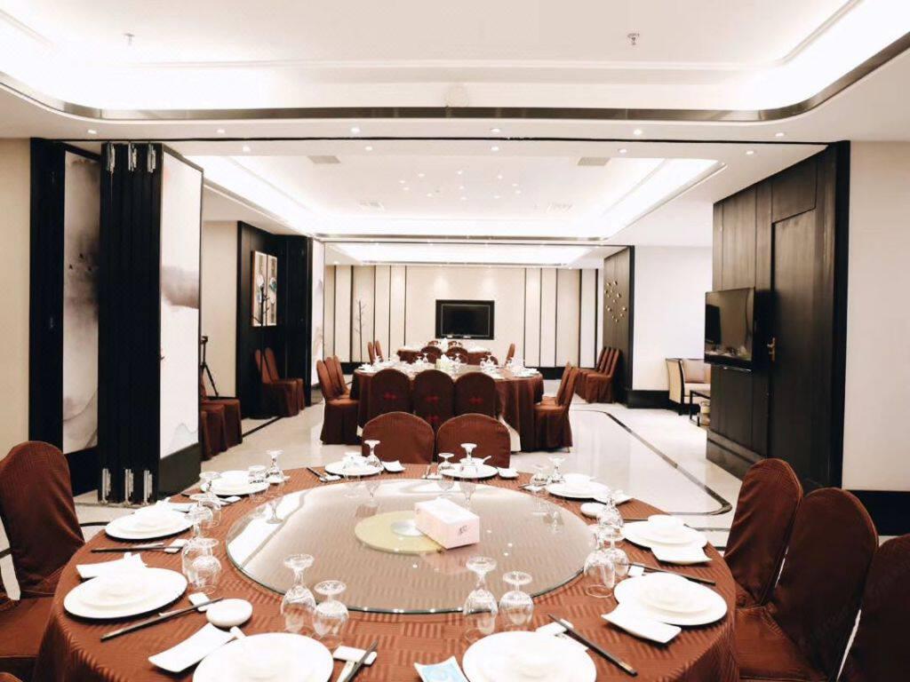 Lavande Hotel Guangzhou Science City Lianhe 53/56