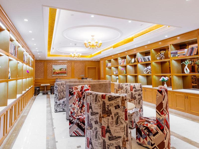 Vienna International Hotel (Shanghai Dishui Lake Ocean Park) 6/39