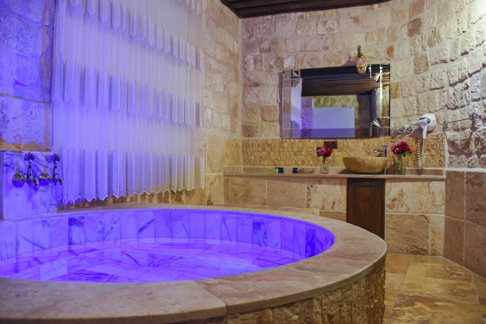 Kemerhan Hotel & Cave Suites 26/50