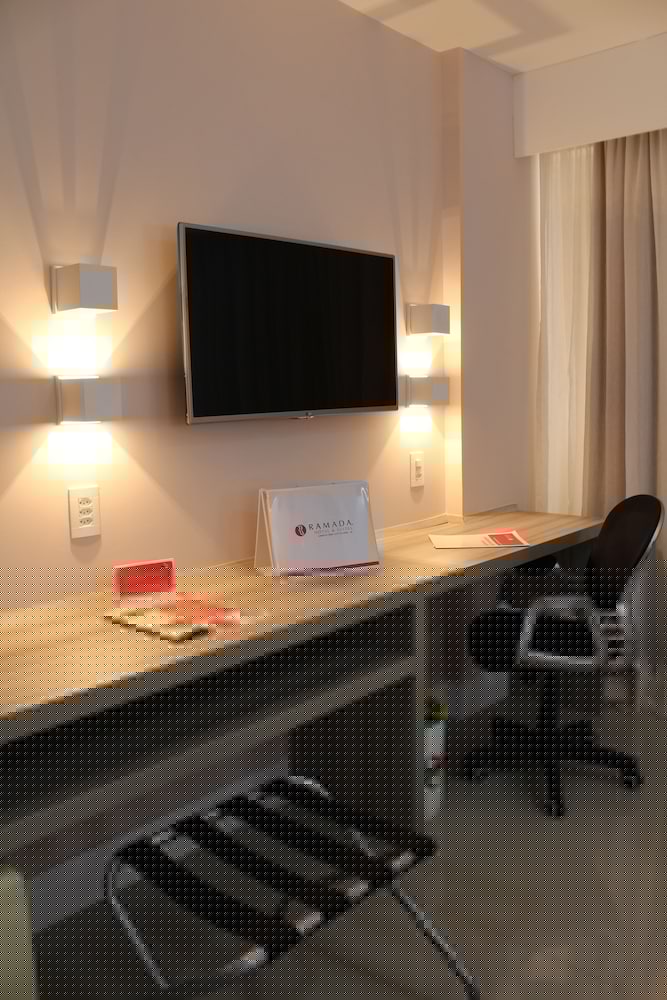 Ramada by Wyndham Campos dos Goytacazes Hotel & Suites 44/49