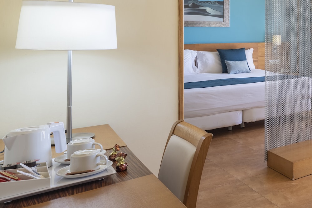 Elba Carlota Beach & Convention Resort 35/72