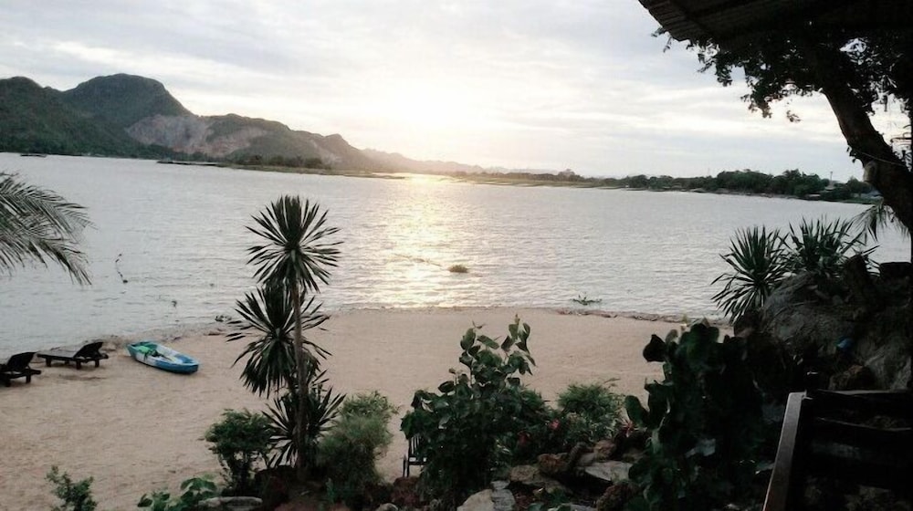 Monsane River Kwai Resort 70/75