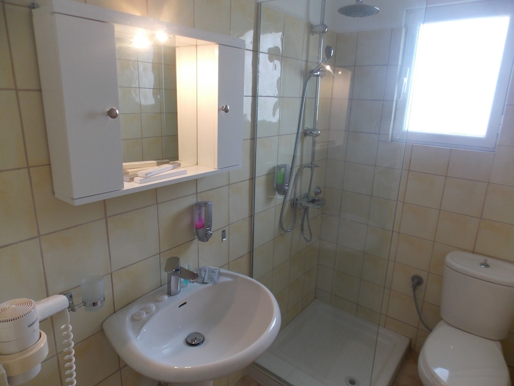 Hotel Oskar 58/60